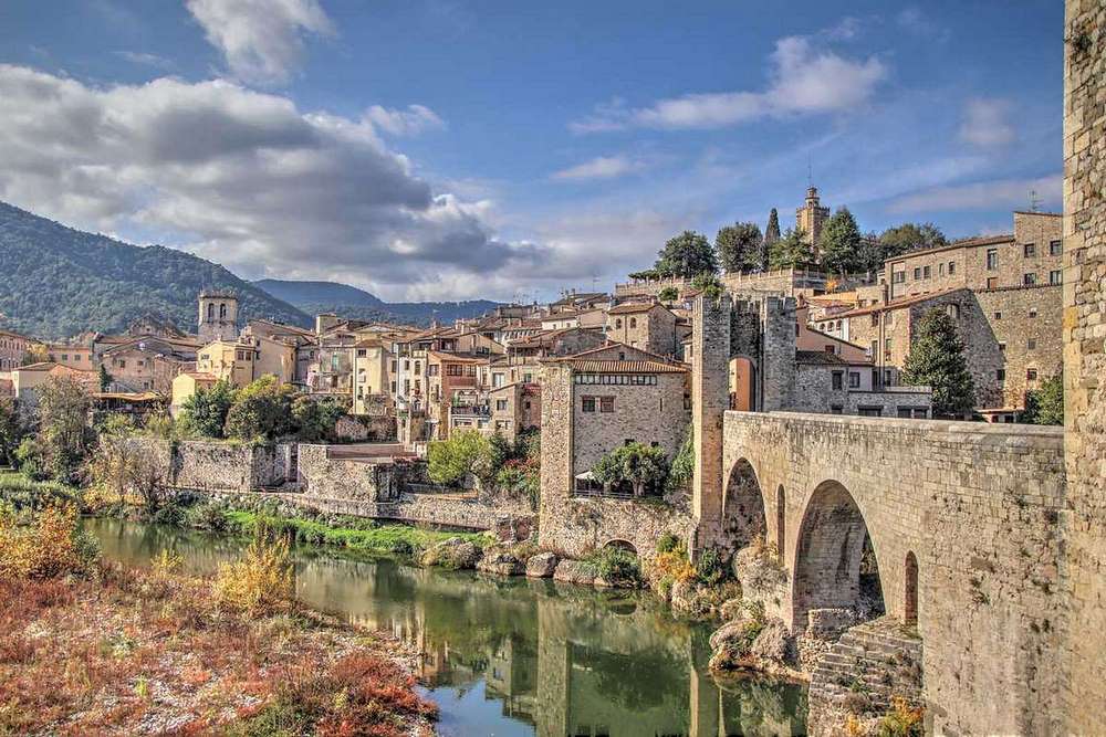 Besalu